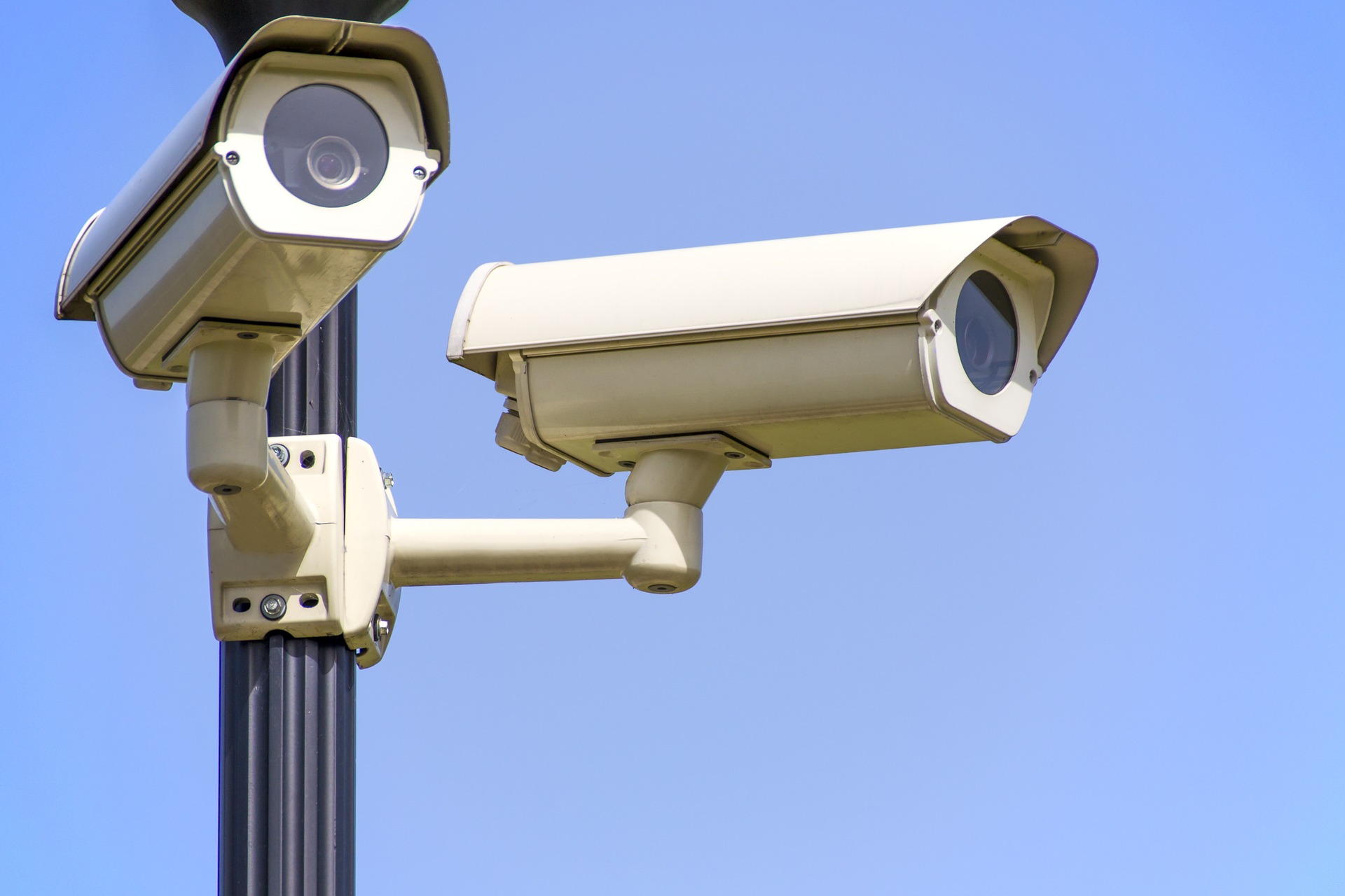 賃貸オーナーが防犯カメラ設置で確認すべき4つのこと＆おすすめ防犯