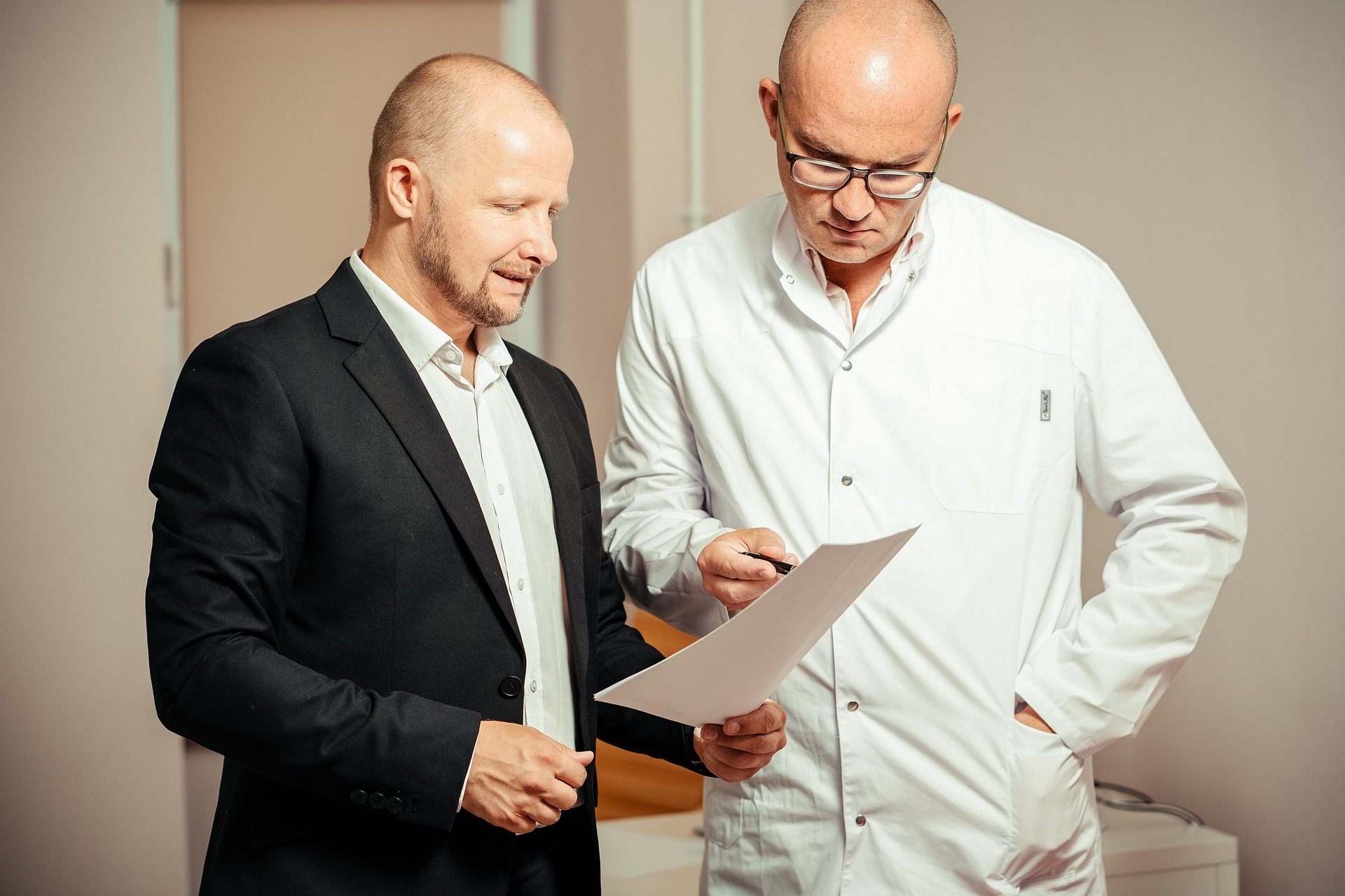 賃貸契約更新での悩み｜家賃交渉や更新料未払いへの対応とは？