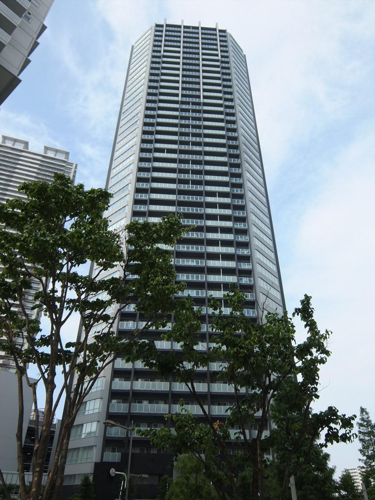 BEACON Tower Residence　新規募集情報！