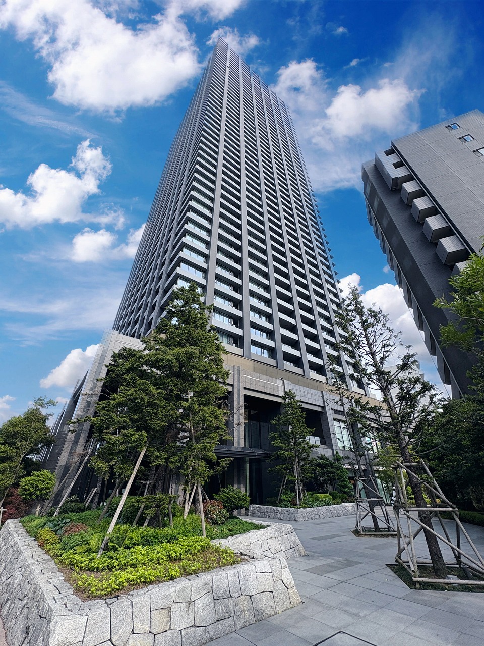 中原区の分譲マンション【シティタワー武蔵小杉】新規賃貸募集情報！