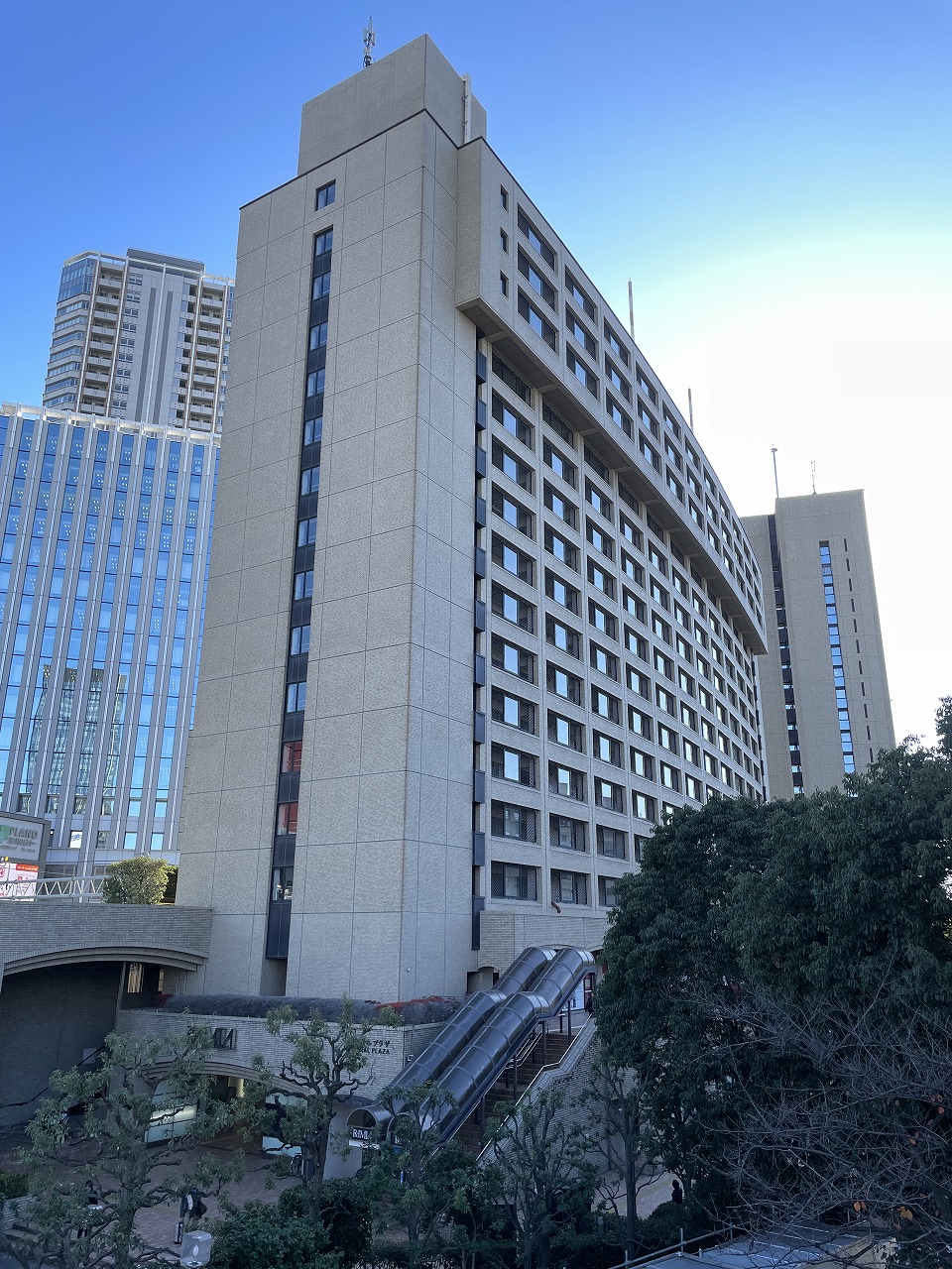 セントラルプラザの外観
