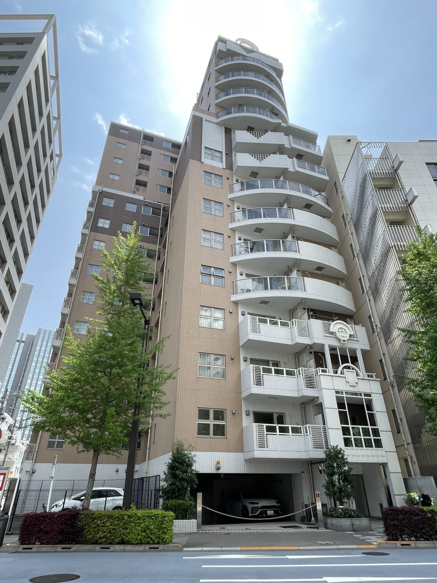 ピアース東京インプレイスの外観