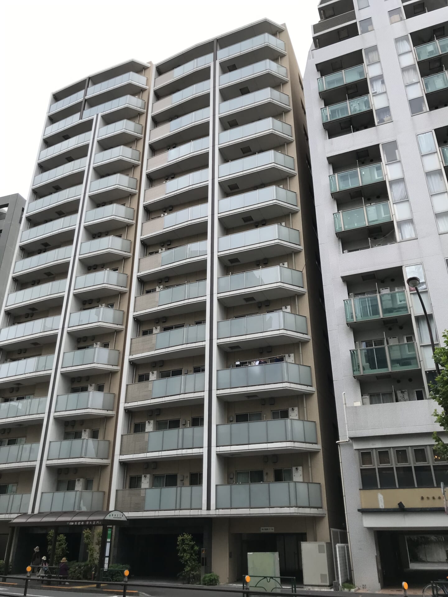 グランスイート四谷プレシアの外観