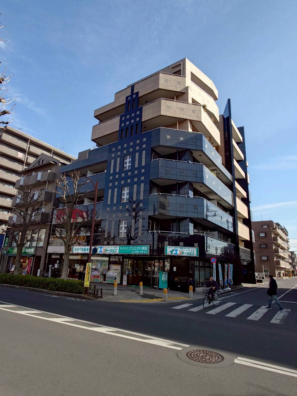 エスパースの外観